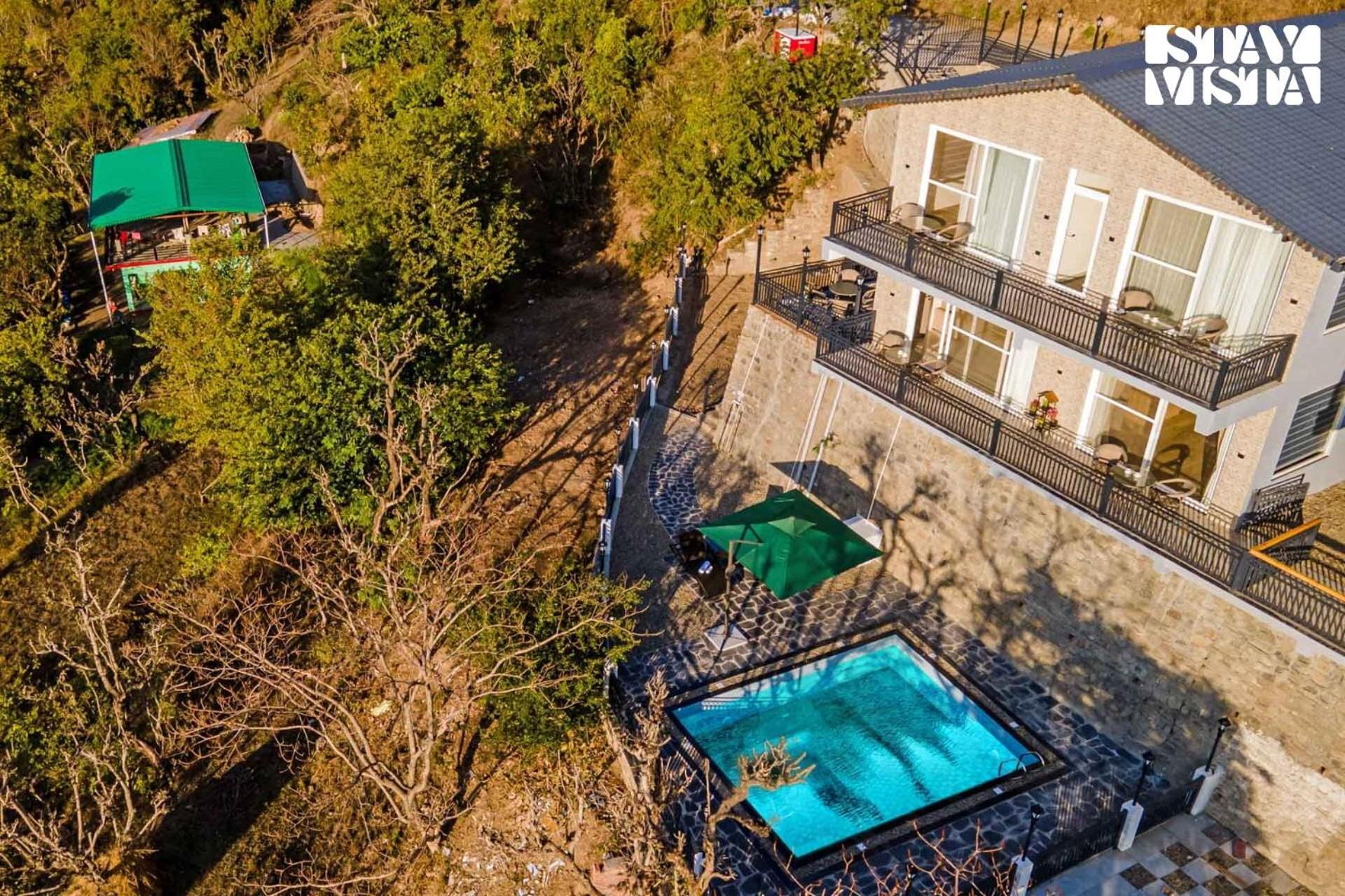 Stayvista At Sunset Springs With Pool & Views Найнітал Екстер'єр фото